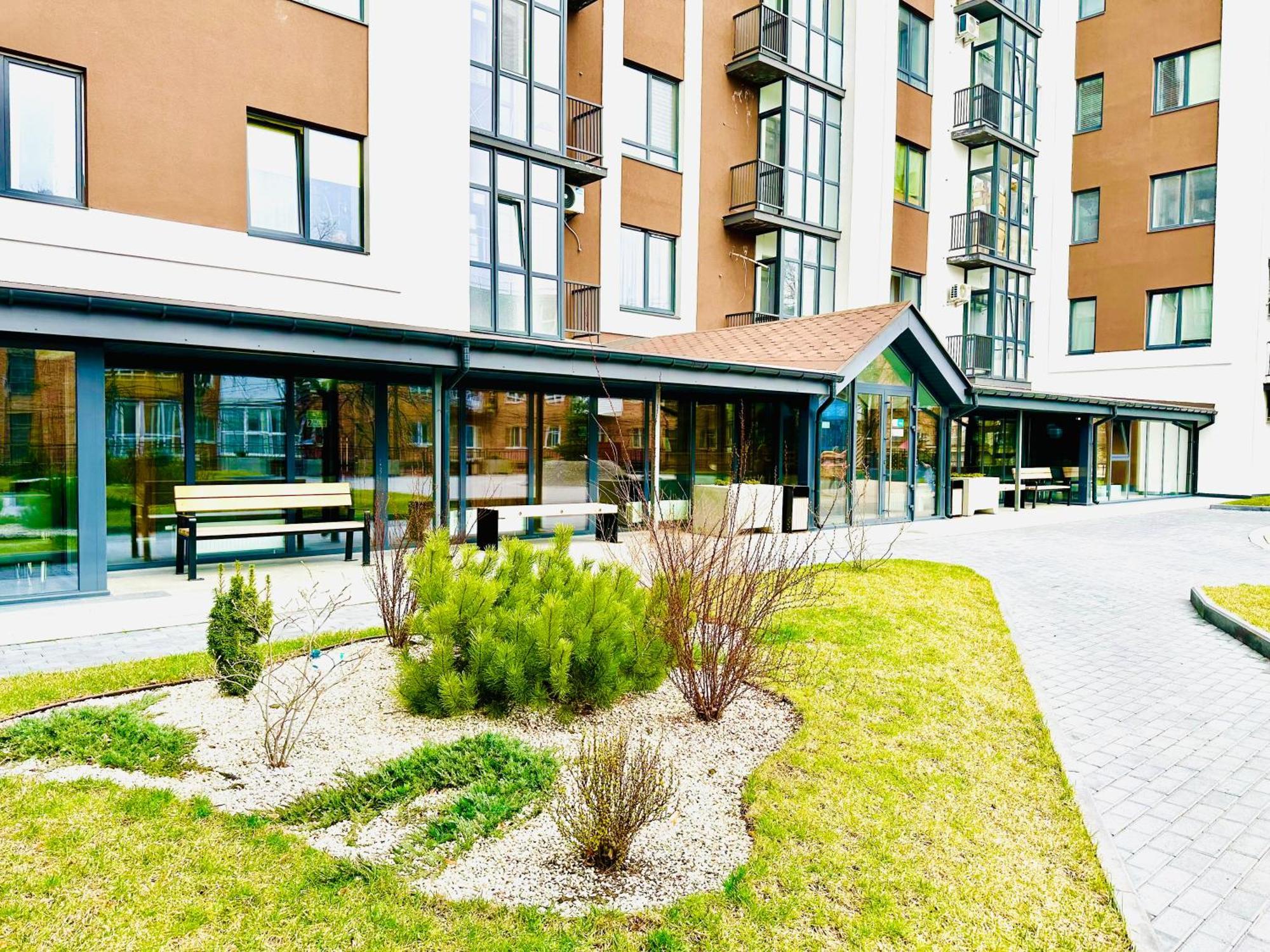 Comfortable Apartments With A Coffee Machine In The City Centre, Zlata Plaza Rivne Exteriör bild