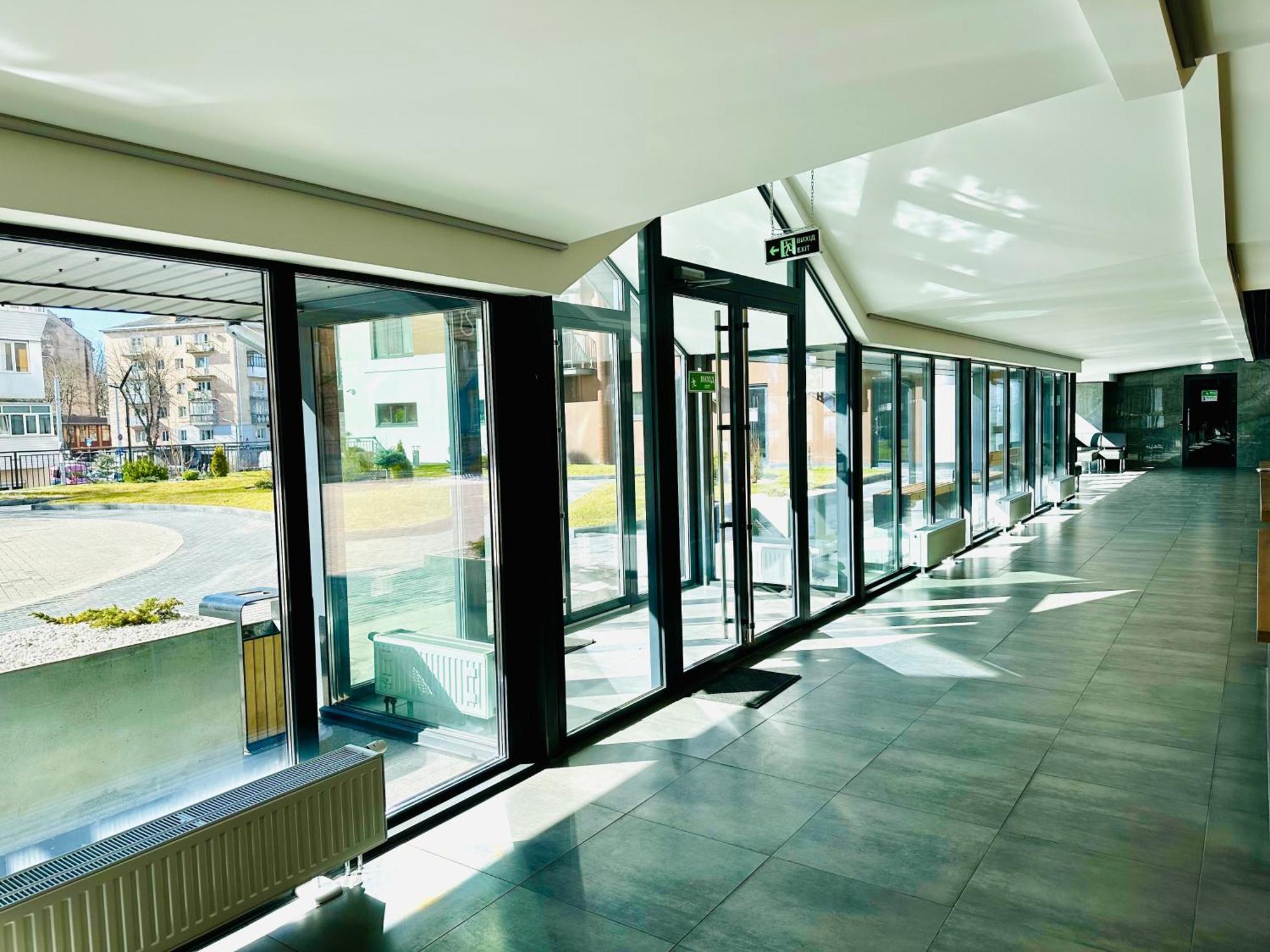 Comfortable Apartments With A Coffee Machine In The City Centre, Zlata Plaza Rivne Exteriör bild