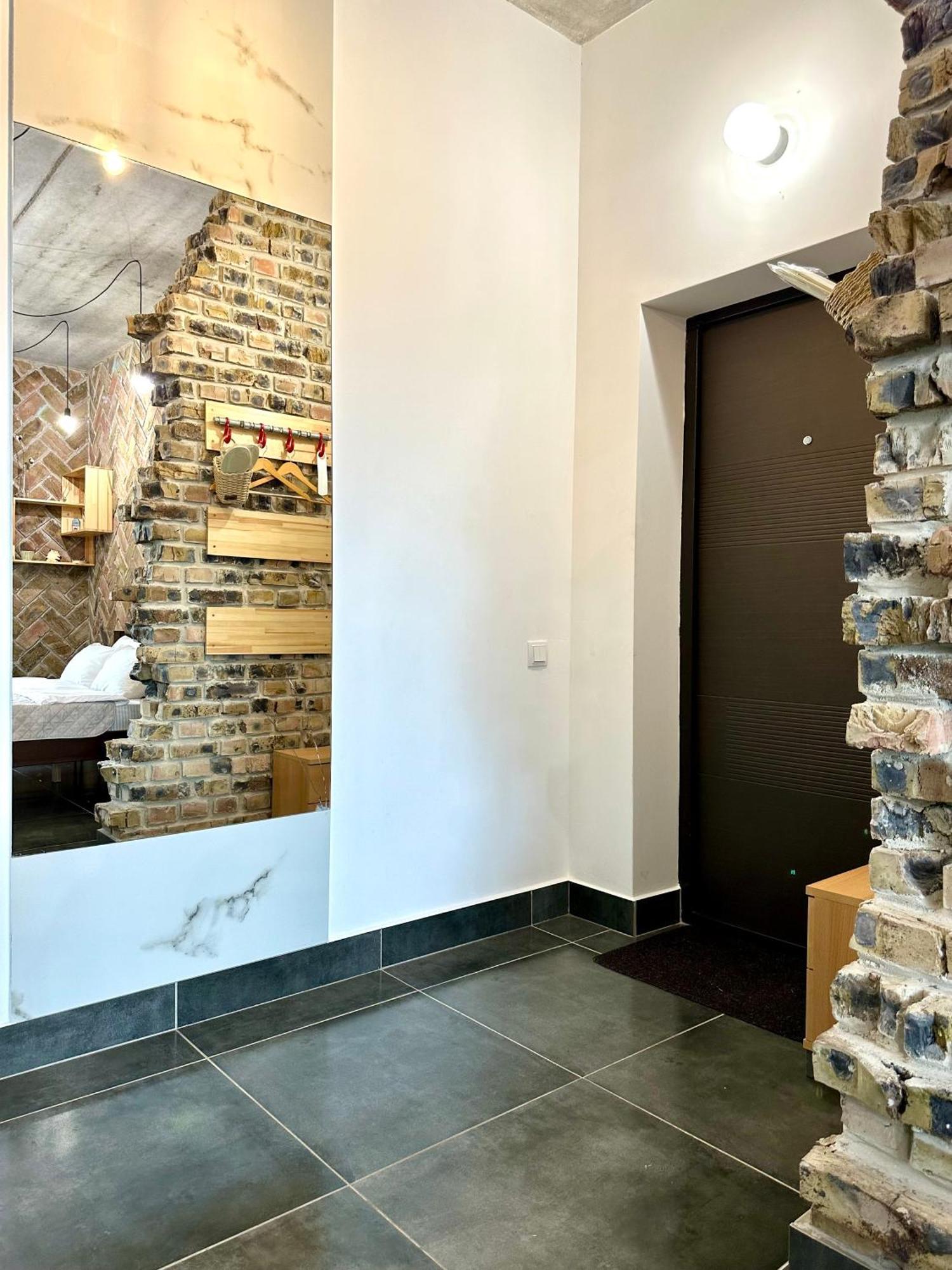 Comfortable Apartments With A Coffee Machine In The City Centre, Zlata Plaza Rivne Exteriör bild